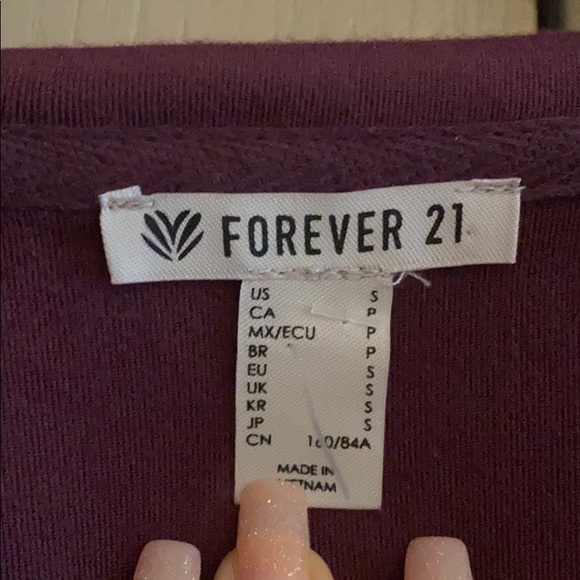 Crop Hoodie - Picture 3 of 4